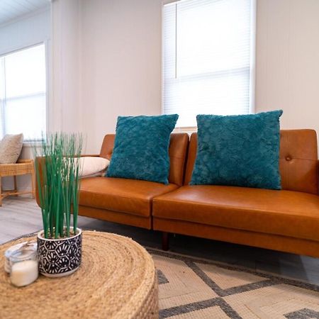 Homey Cozy Newly Renovated Stylish&Chic 7 Guests แทมปา ภายนอก รูปภาพ
