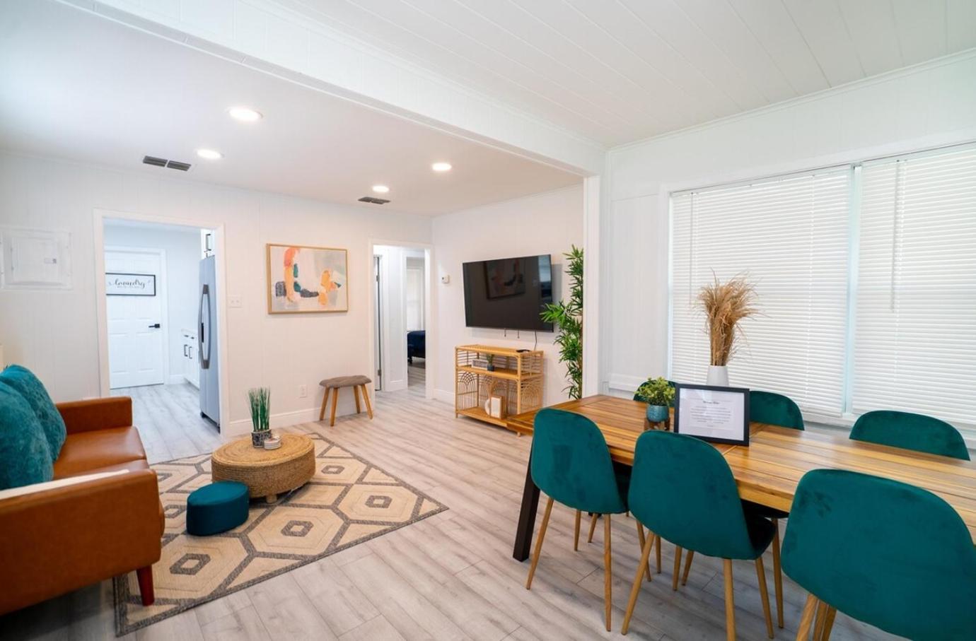 Homey Cozy Newly Renovated Stylish&Chic 7 Guests แทมปา ภายนอก รูปภาพ