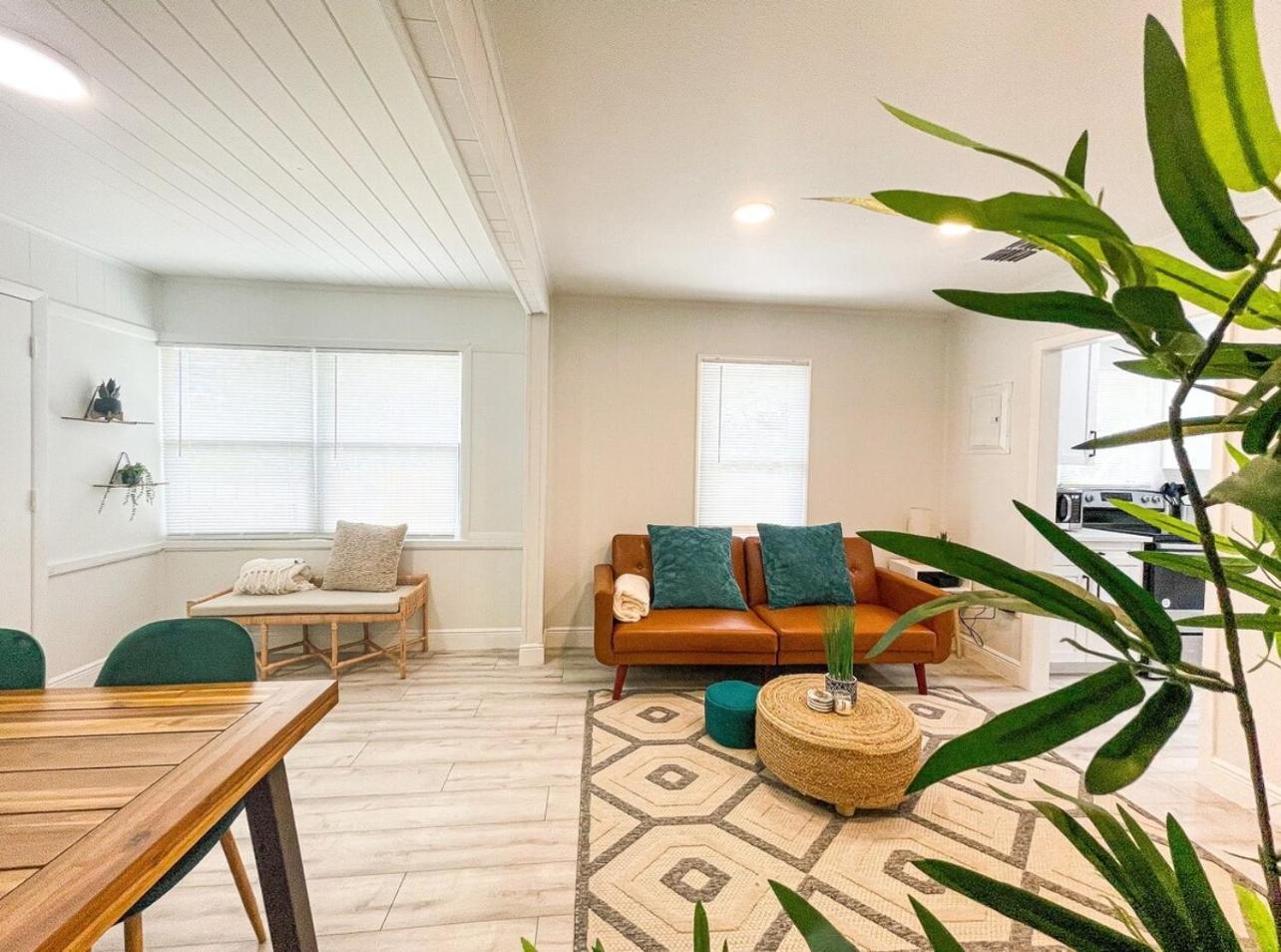 Homey Cozy Newly Renovated Stylish&Chic 7 Guests แทมปา ภายนอก รูปภาพ